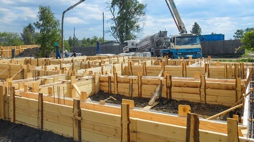 Свайный фундамент с ростверком в Слуцке